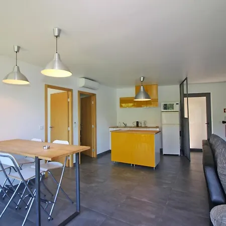 Lobo - Casas Barca Do Rio By Casas Герес