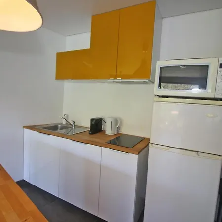 Lobo - Casas Barca Do Rio By Casas