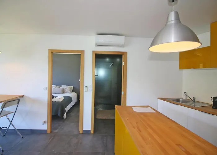 Lobo - Casas Barca Do Rio By Casas