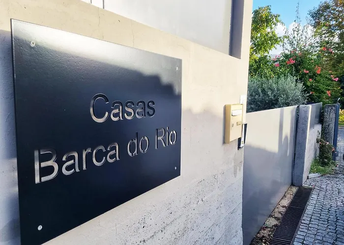 Lobo - Casas Barca Do Rio By Casas Geres